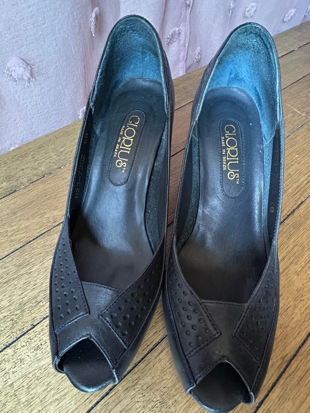 Black Peep-Toe Women's Pumps